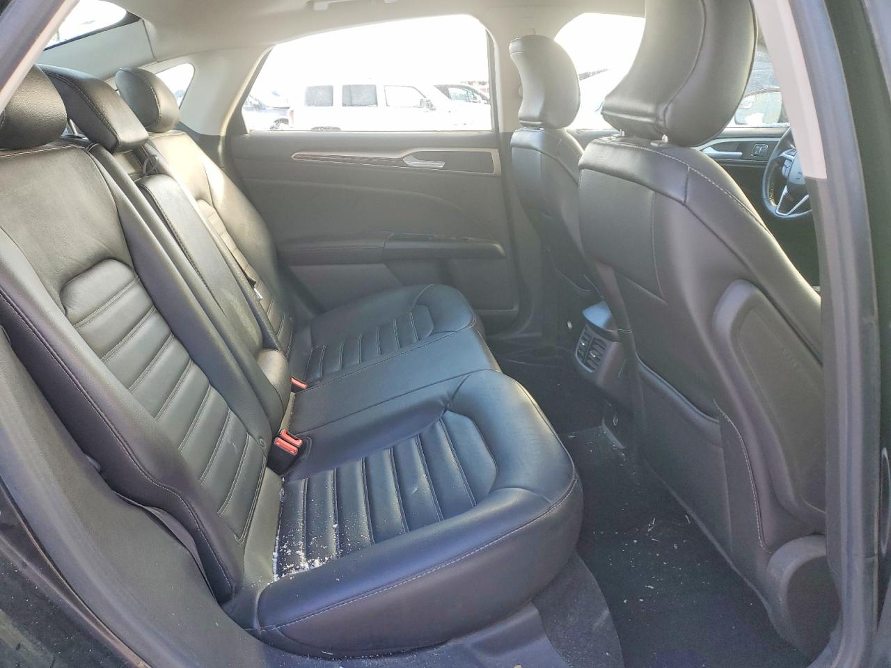 2016 FORD FUSION SE photo 10