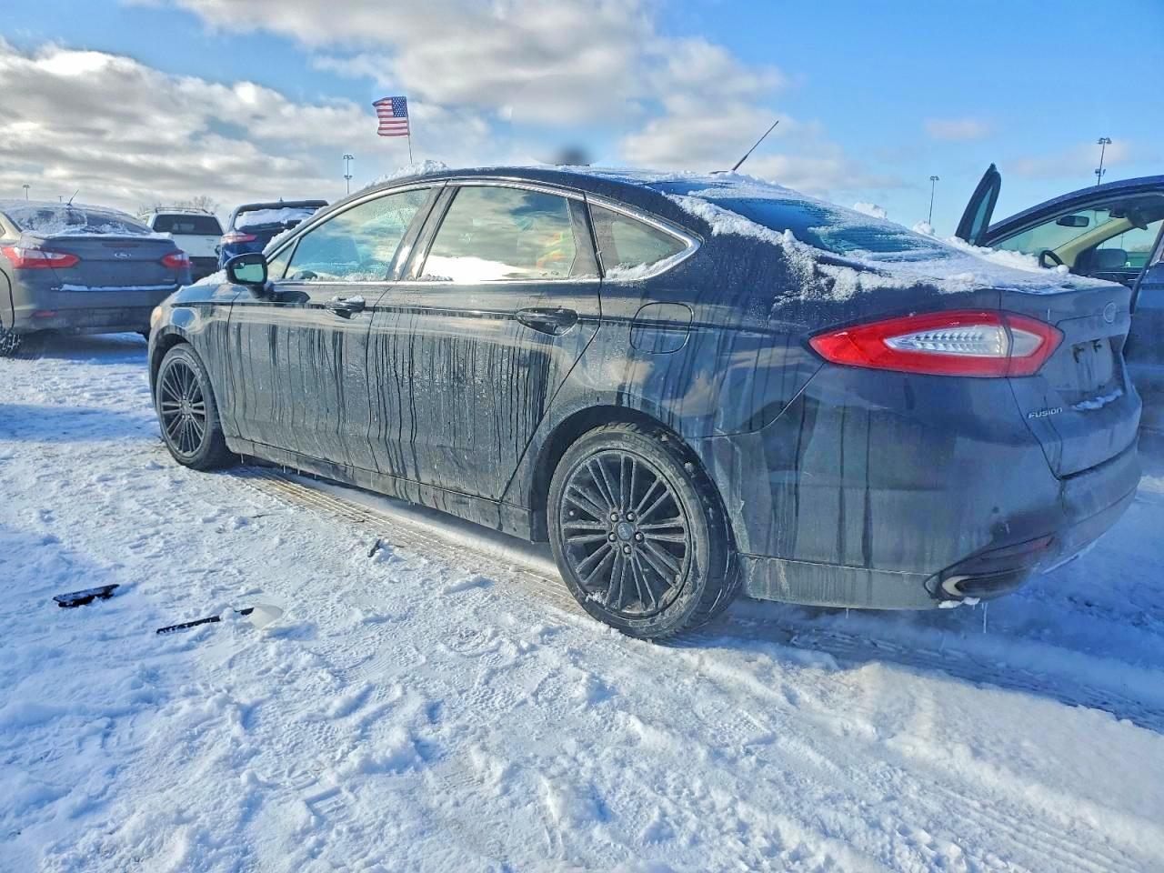 2016 FORD FUSION SE photo 2