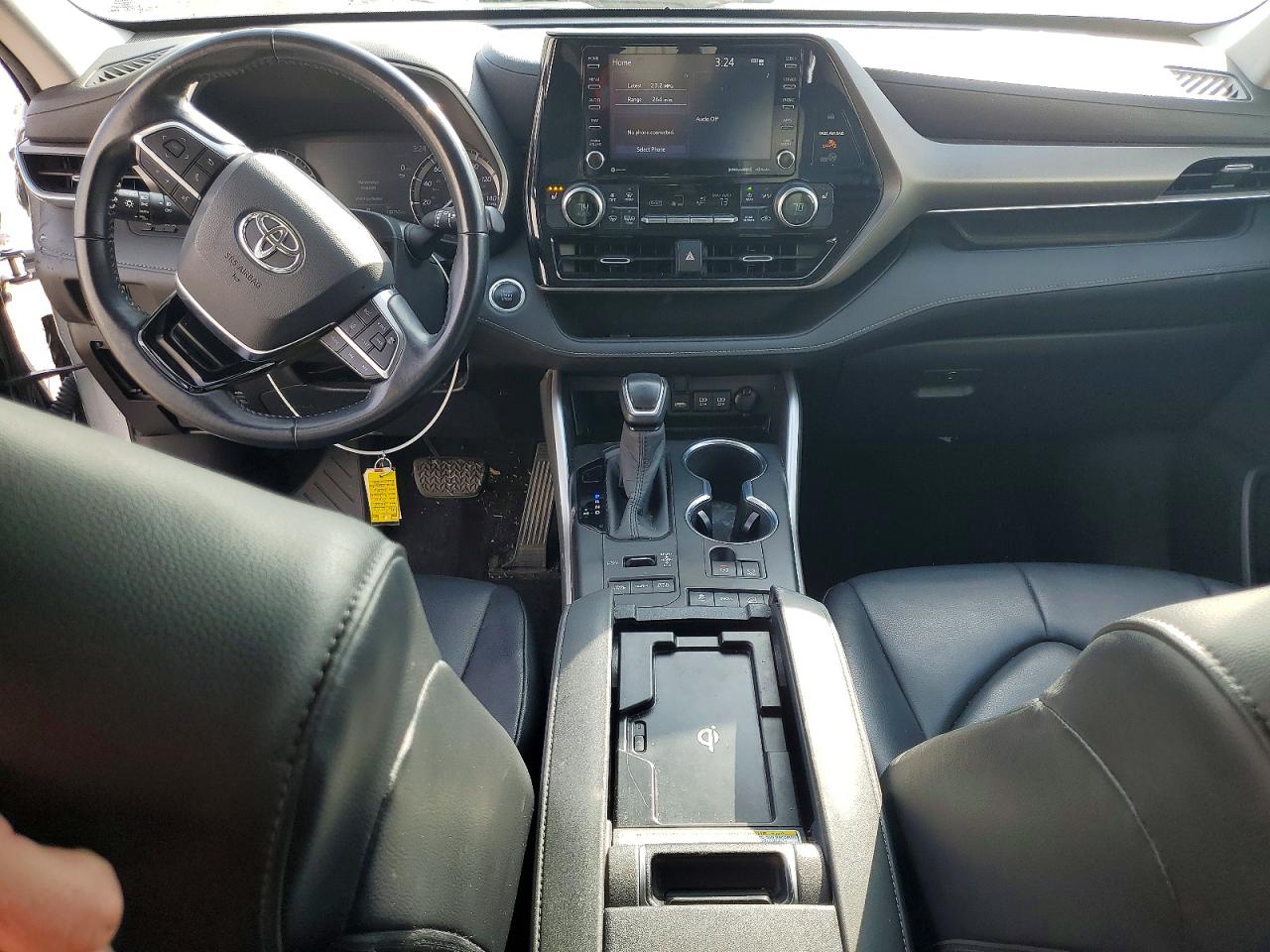 2020 TOYOTA HIGHLANDER XLE photo 8