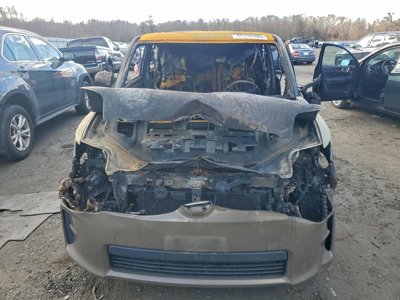 2011 TOYOTA SCION XB photo 9