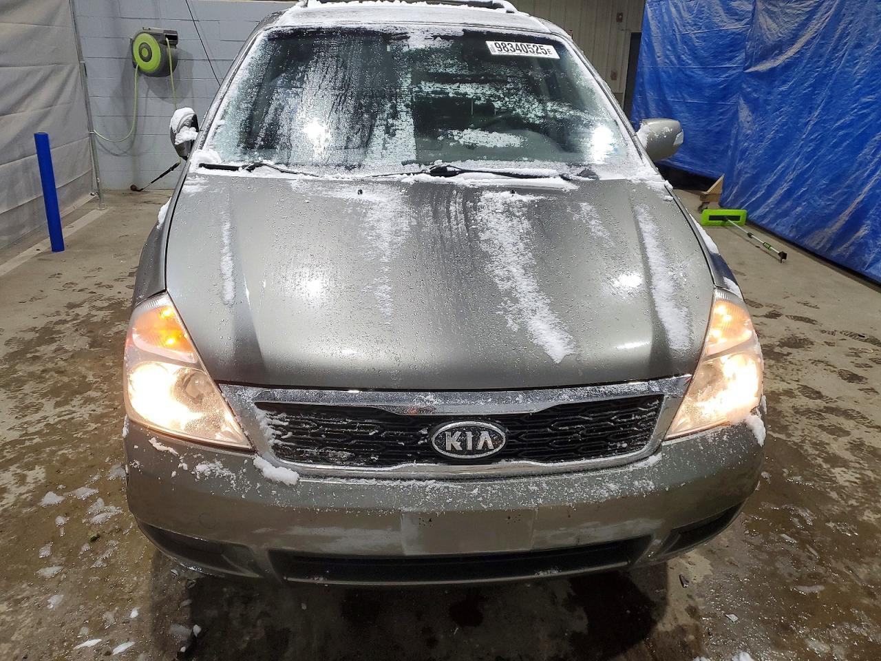 2012 KIA SEDONA LX photo 5