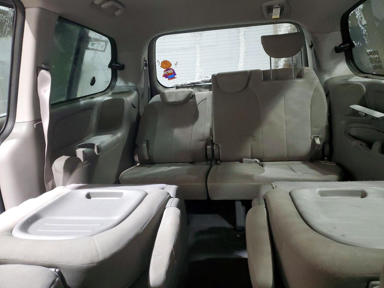 2012 KIA SEDONA LX photo 10