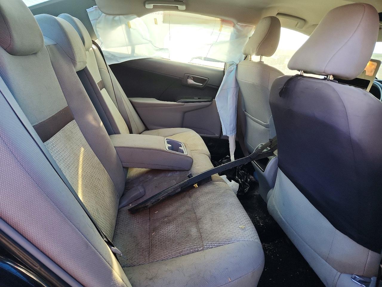 2013 TOYOTA CAMRY LE photo 10