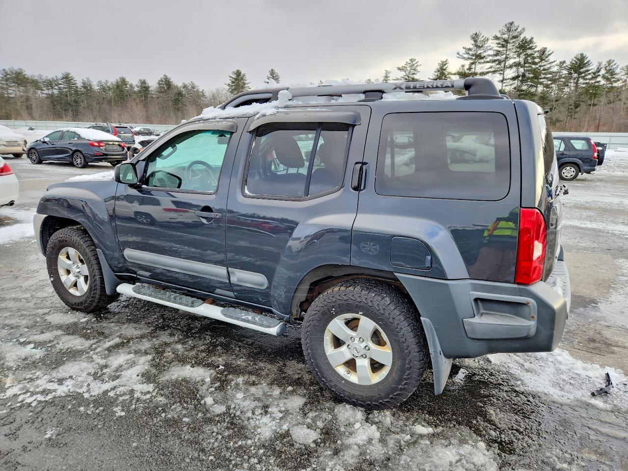 2013 NISSAN XTERRA X photo 2