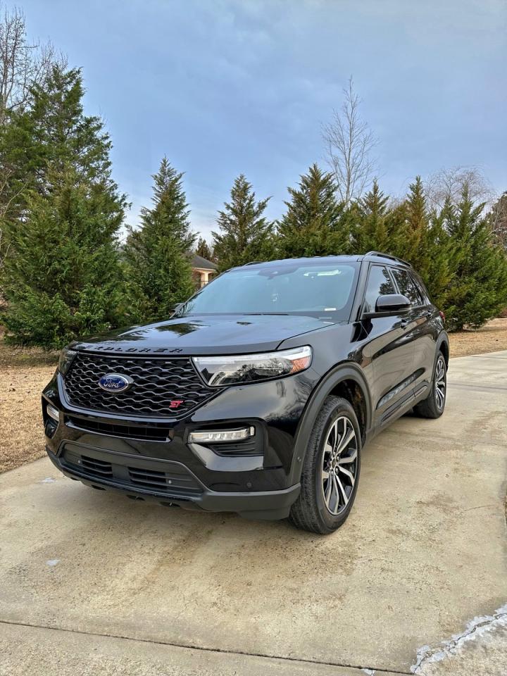 2020 FORD EXPLORER ST photo 2