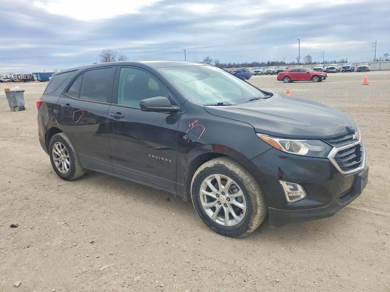 2020 CHEVROLET EQUINOX LS photo 4