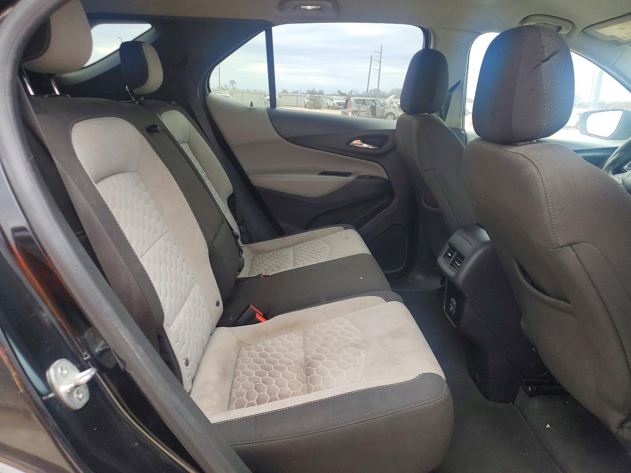 2020 CHEVROLET EQUINOX LS photo 11