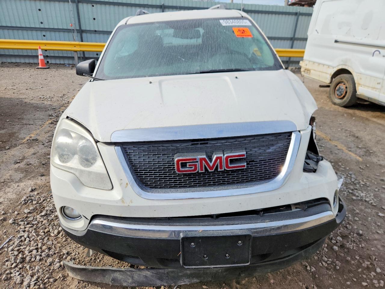 2011 GMC ACADIA SLE photo 5