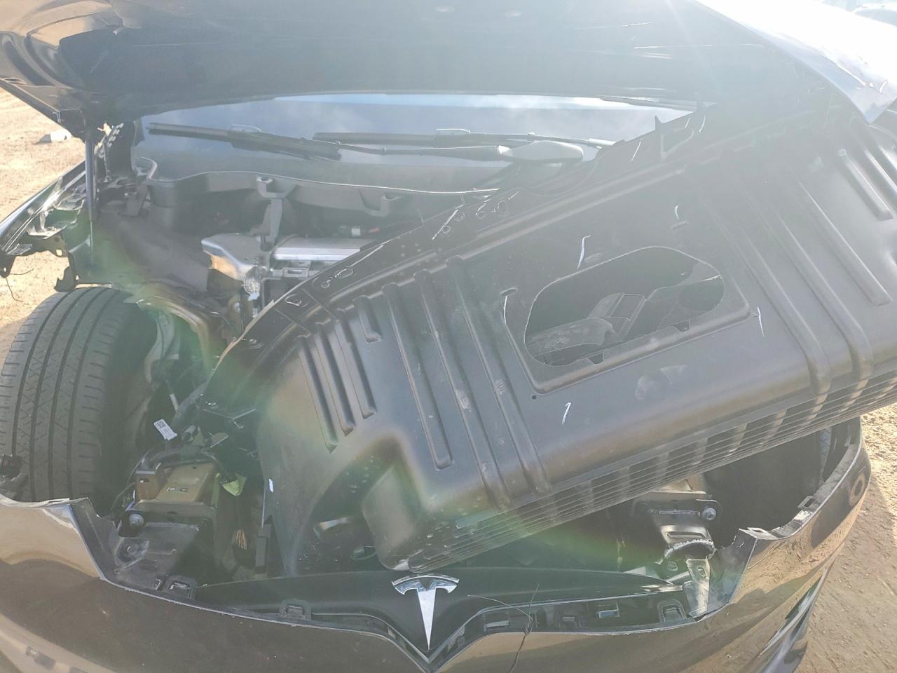 2024 TESLA MODEL X photo 11