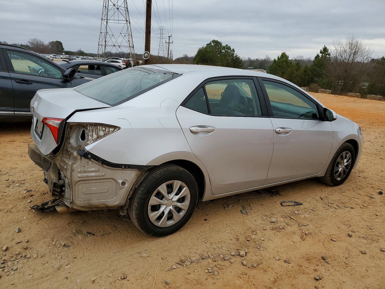 2014 TOYOTA COROLLA L photo 3