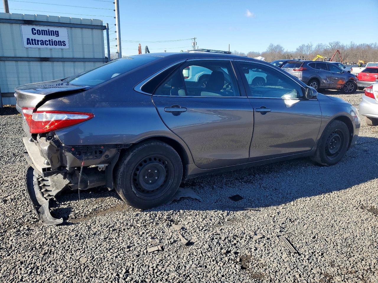 2016 TOYOTA CAMRY LE photo 7