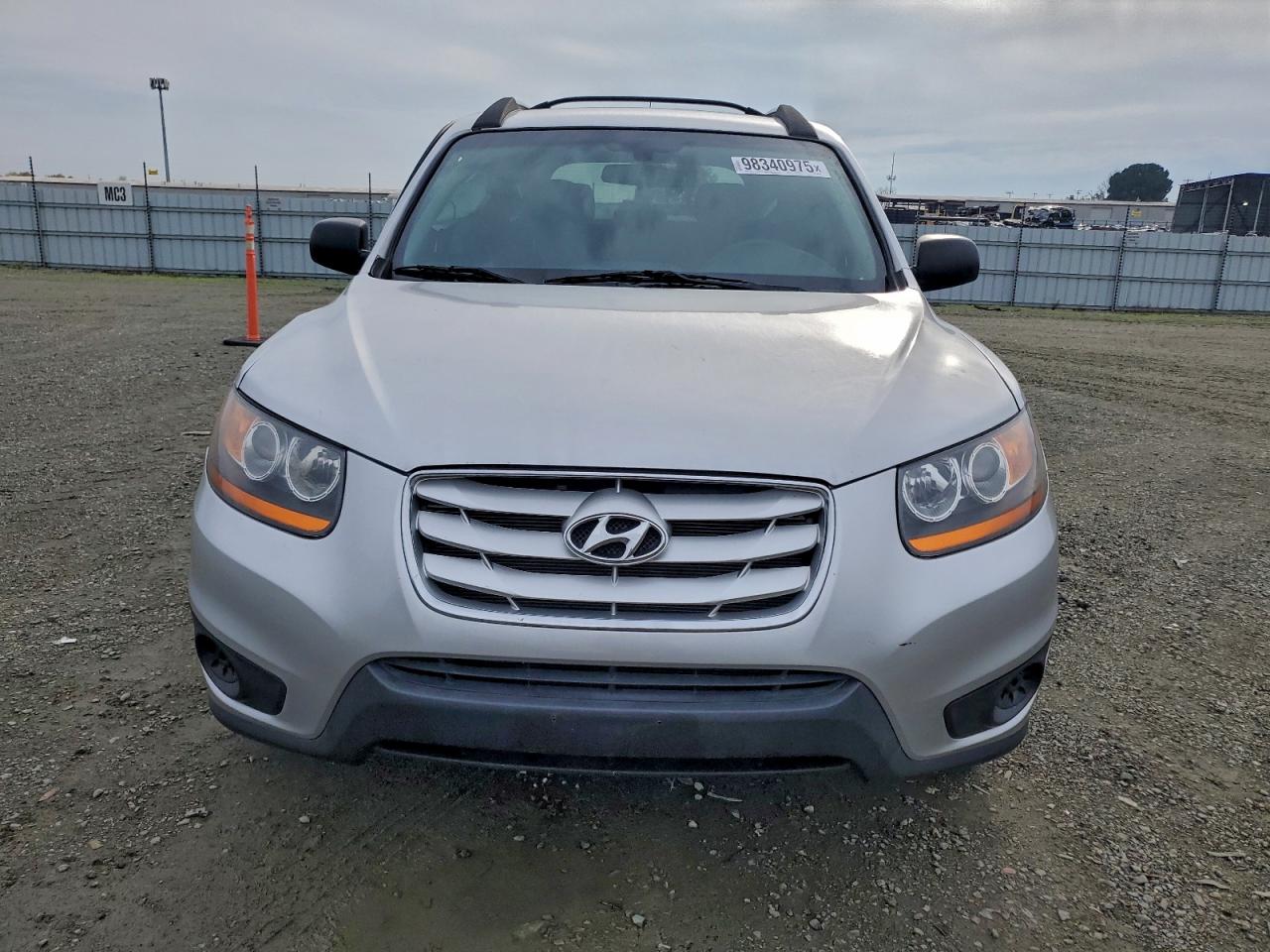 2011 HYUNDAI SANTA FE GLS photo 5