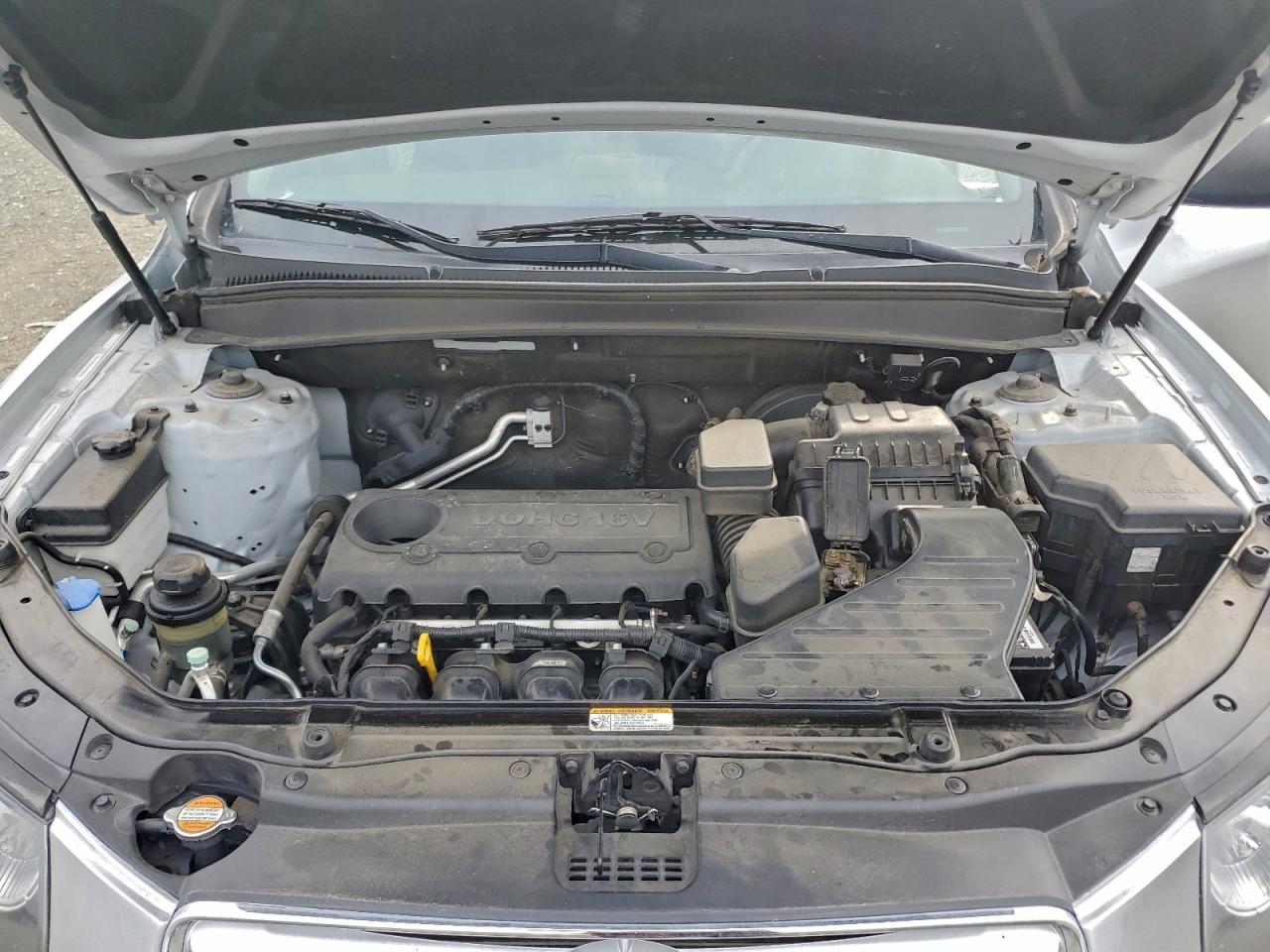 2011 HYUNDAI SANTA FE GLS photo 12