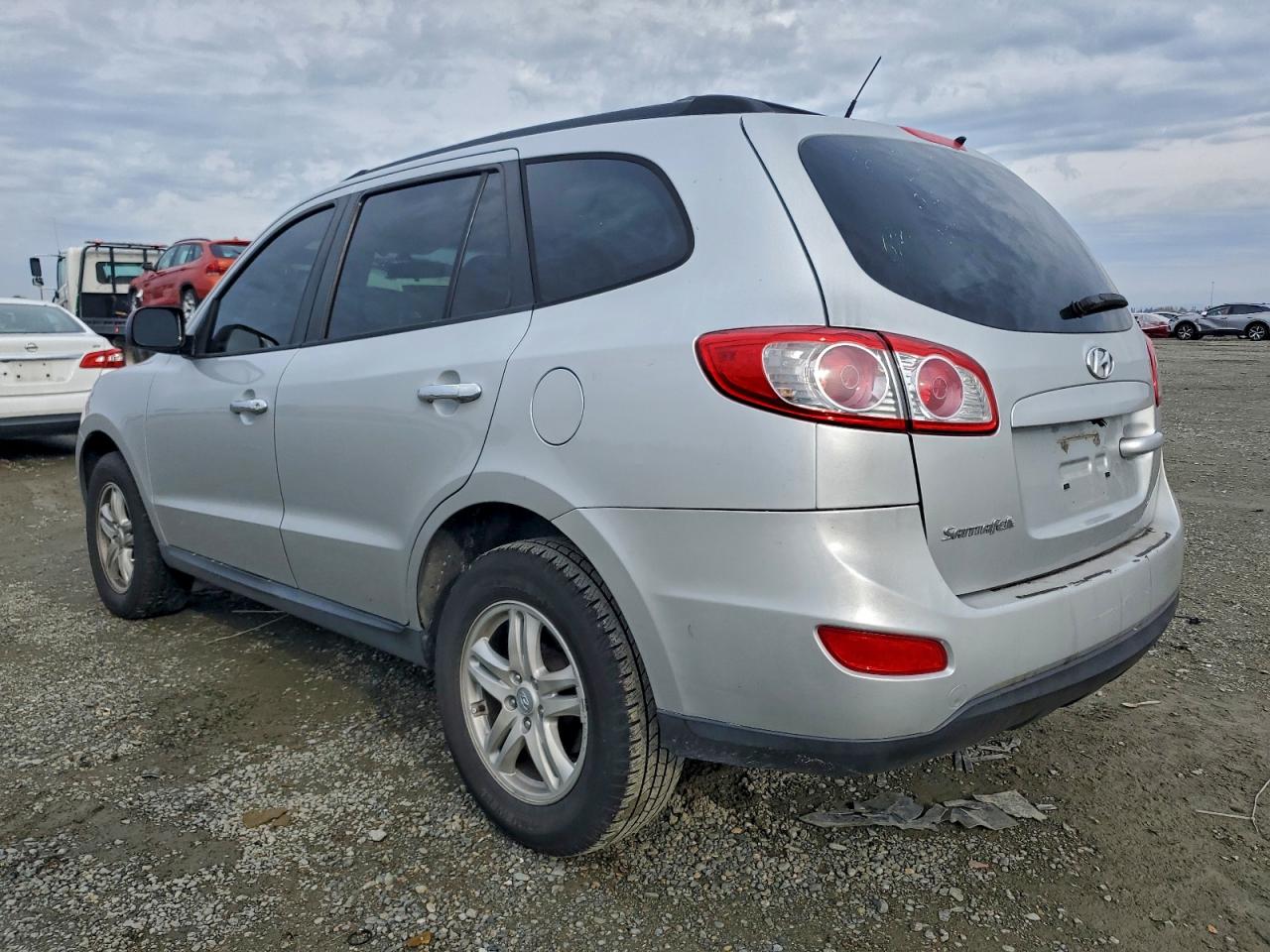 2011 HYUNDAI SANTA FE GLS photo 2
