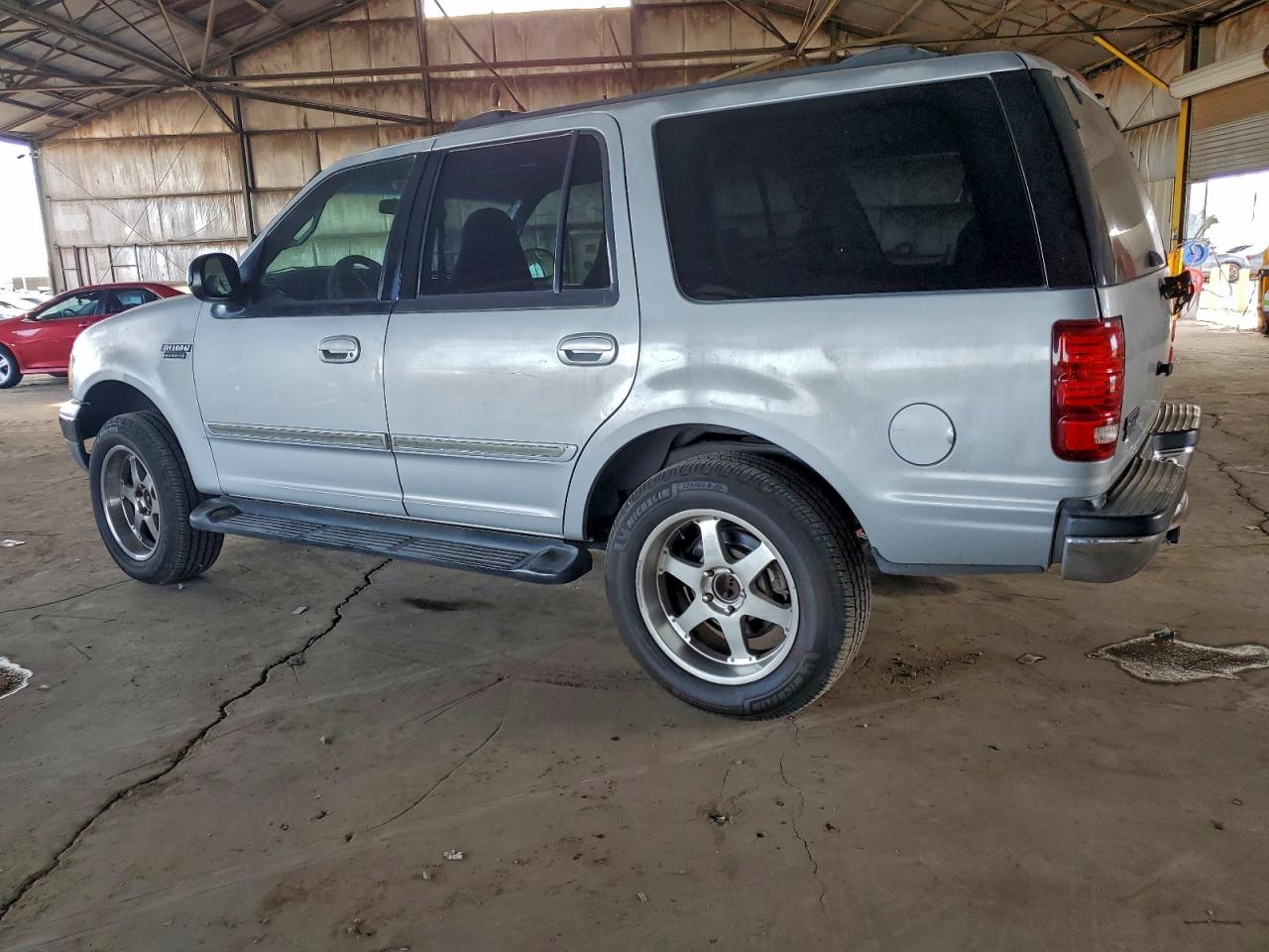 2000 FORD EXPEDITION XLT photo 2