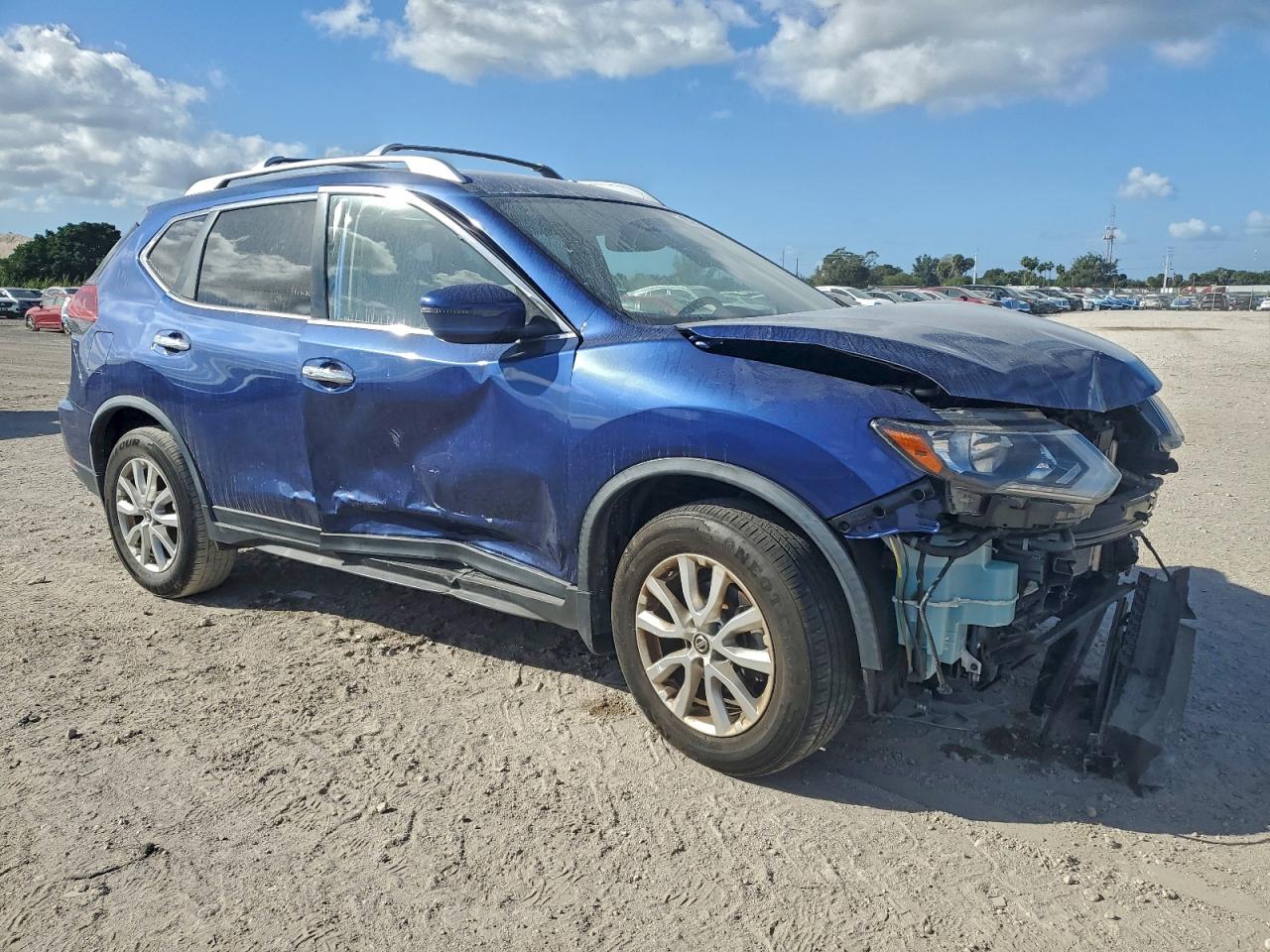 2020 NISSAN ROGUE S photo 4