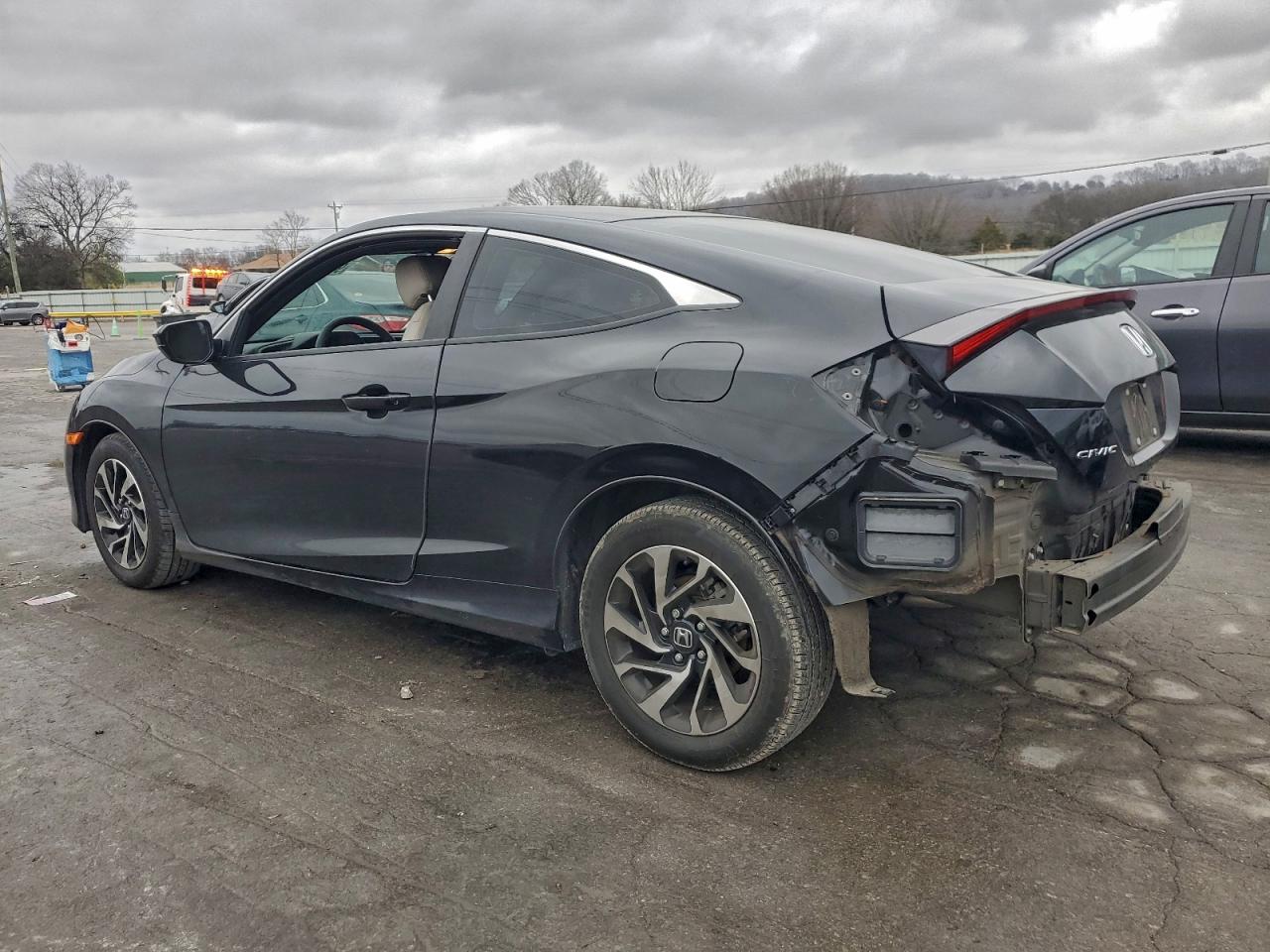 2016 HONDA CIVIC LX photo 4