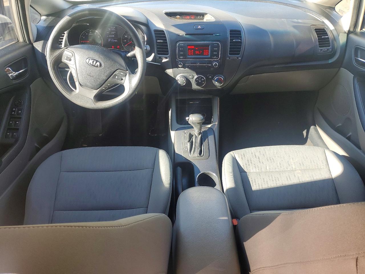 2015 KIA FORTE LX photo 8