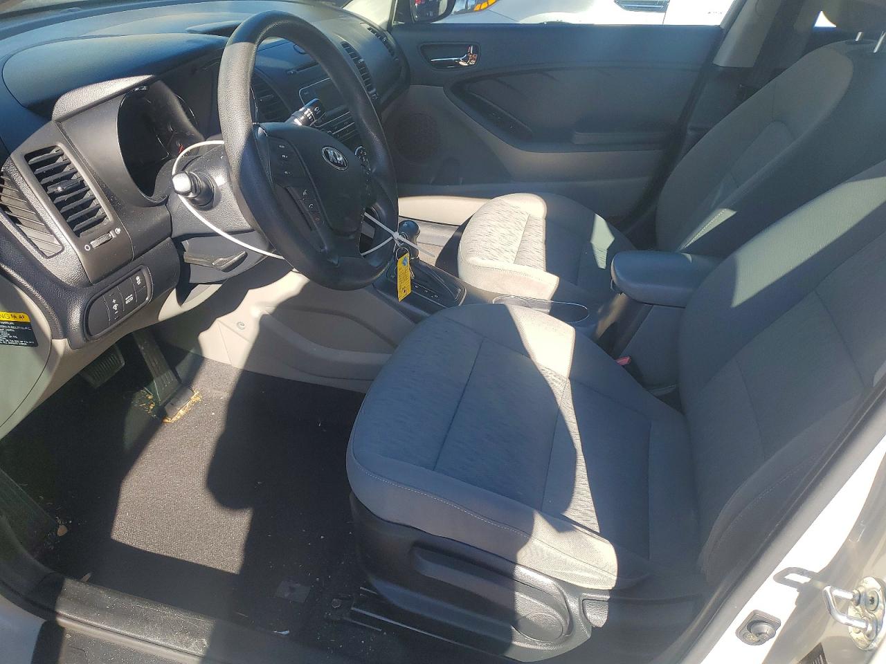 2015 KIA FORTE LX photo 7