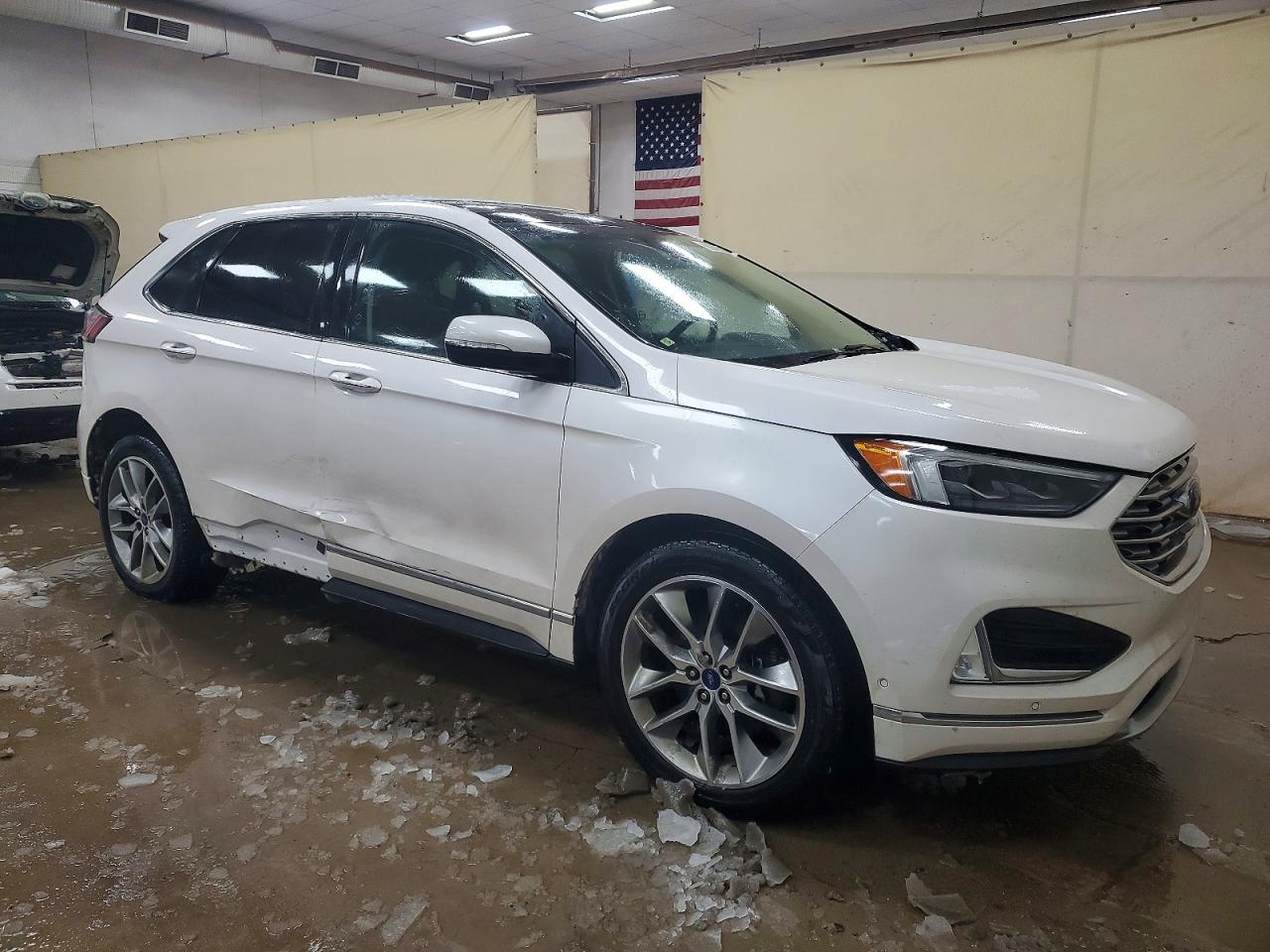 2019 FORD EDGE TITANIUM photo 4