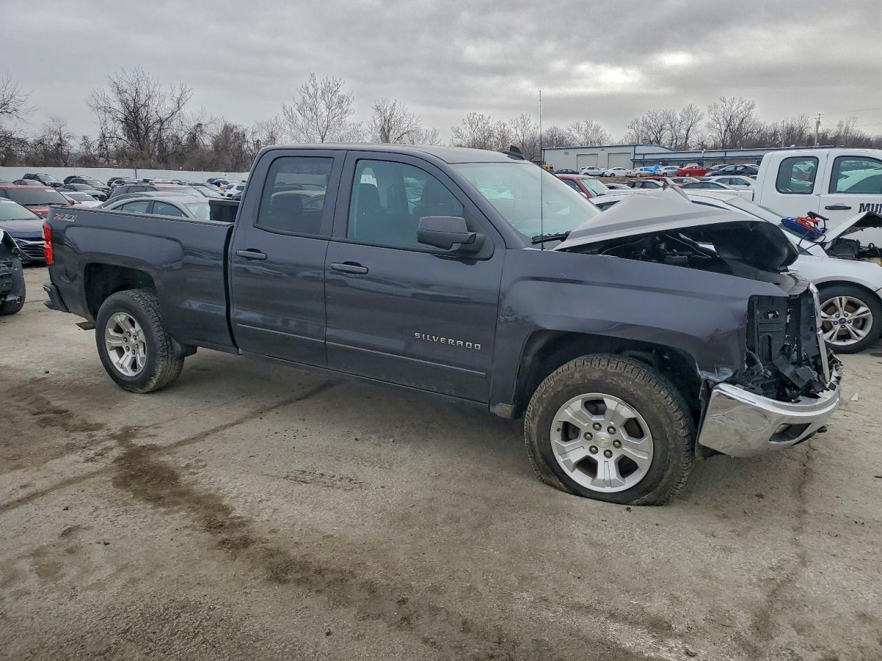 2015 CHEVROLET SILVERADO K1500 LT photo 4