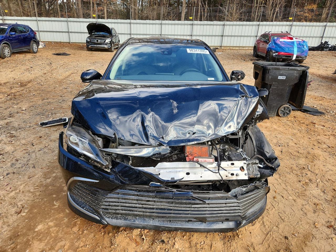2021 TOYOTA CAMRY LE photo 5