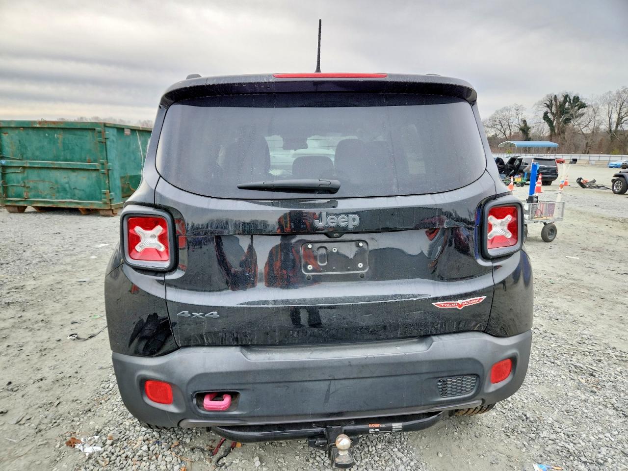 2017 JEEP RENEGADE TRAILHAWK photo 6