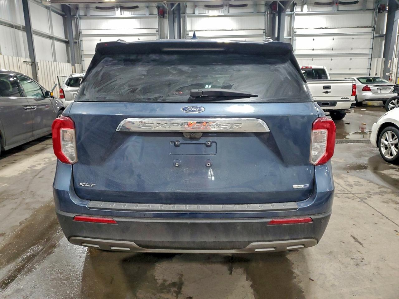 2020 FORD EXPLORER XLT photo 6