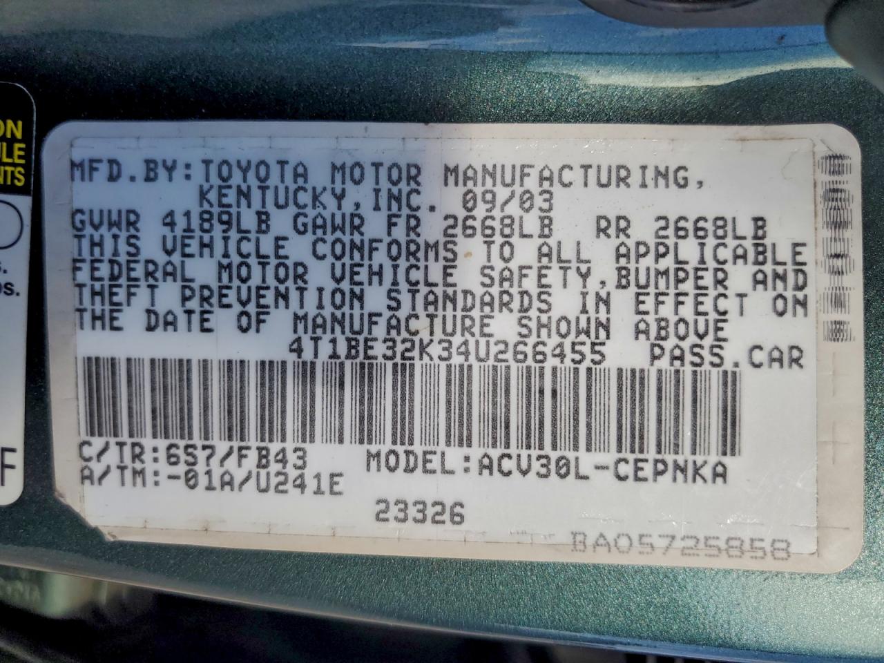 2004 TOYOTA CAMRY LE photo 12