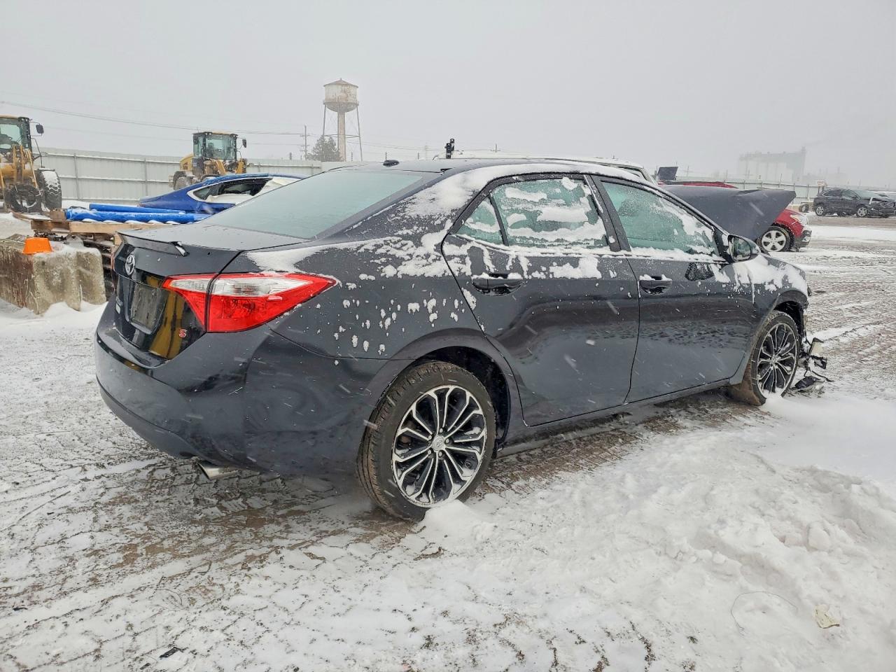 2015 TOYOTA COROLLA L photo 3