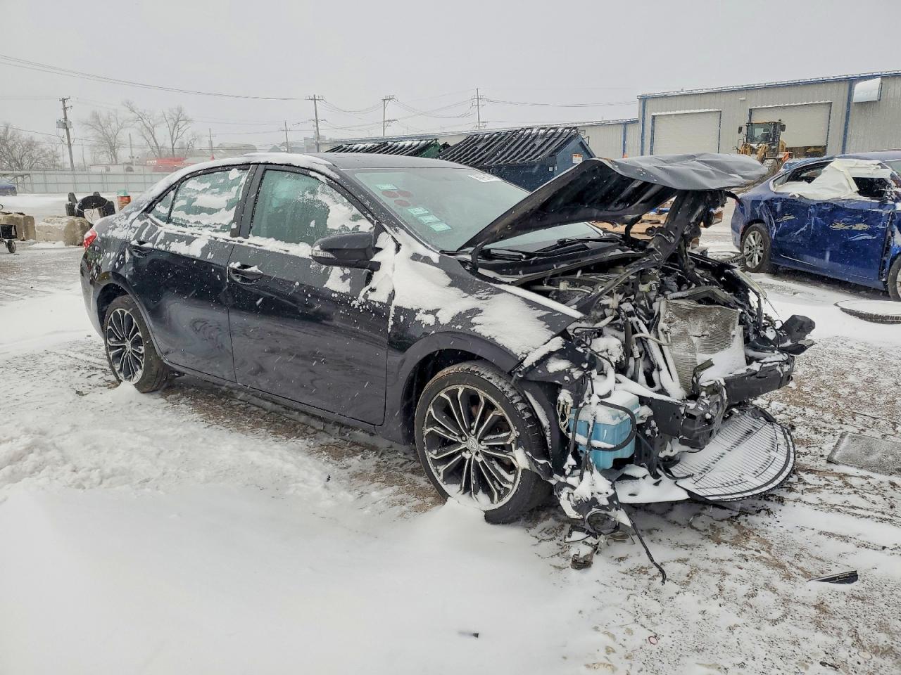 2015 TOYOTA COROLLA L photo 4