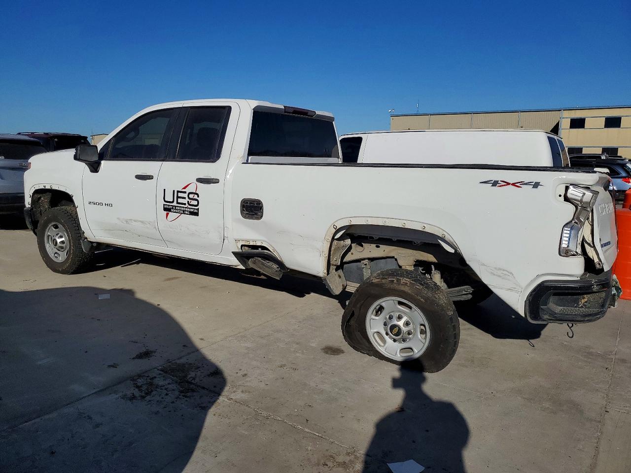 2020 CHEVROLET SILVERADO K2500 HEAVY DUTY photo 3