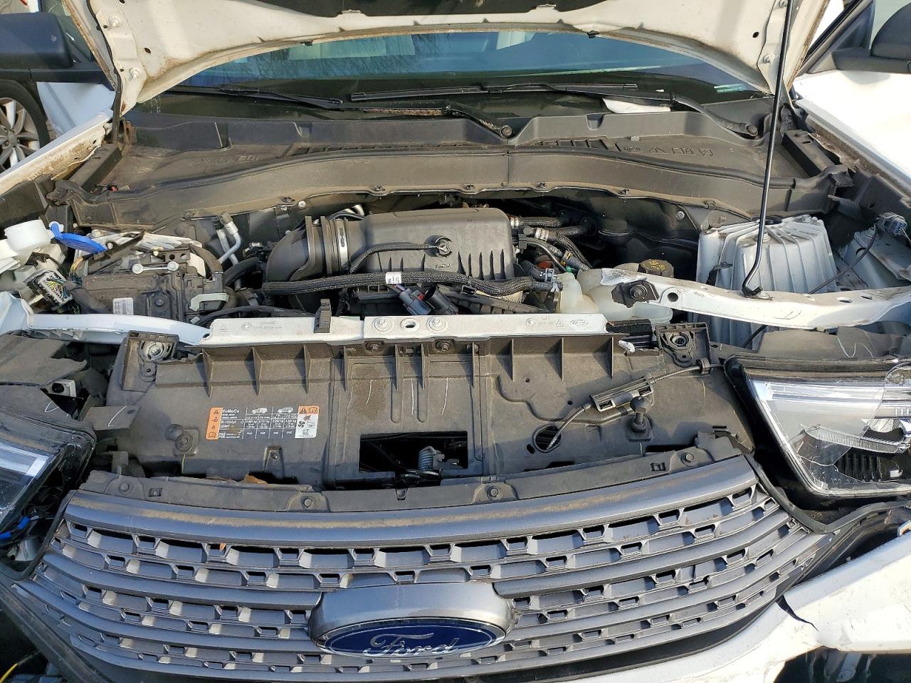 2021 FORD EXPLORER photo 12