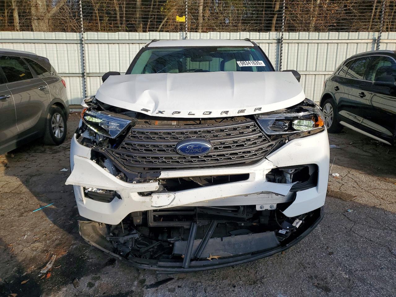 2021 FORD EXPLORER photo 5