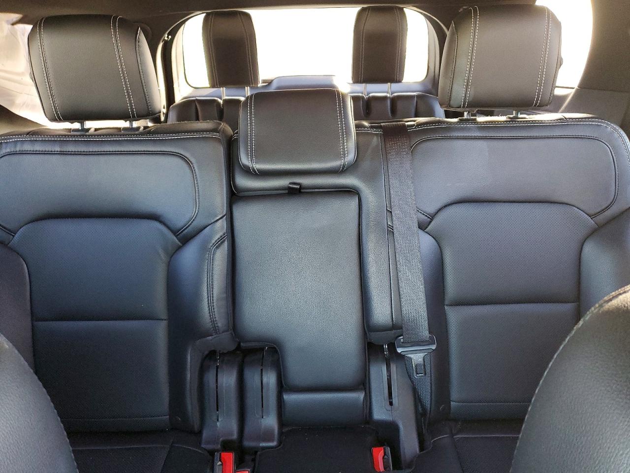 2017 FORD EXPLORER LIMITED photo 10
