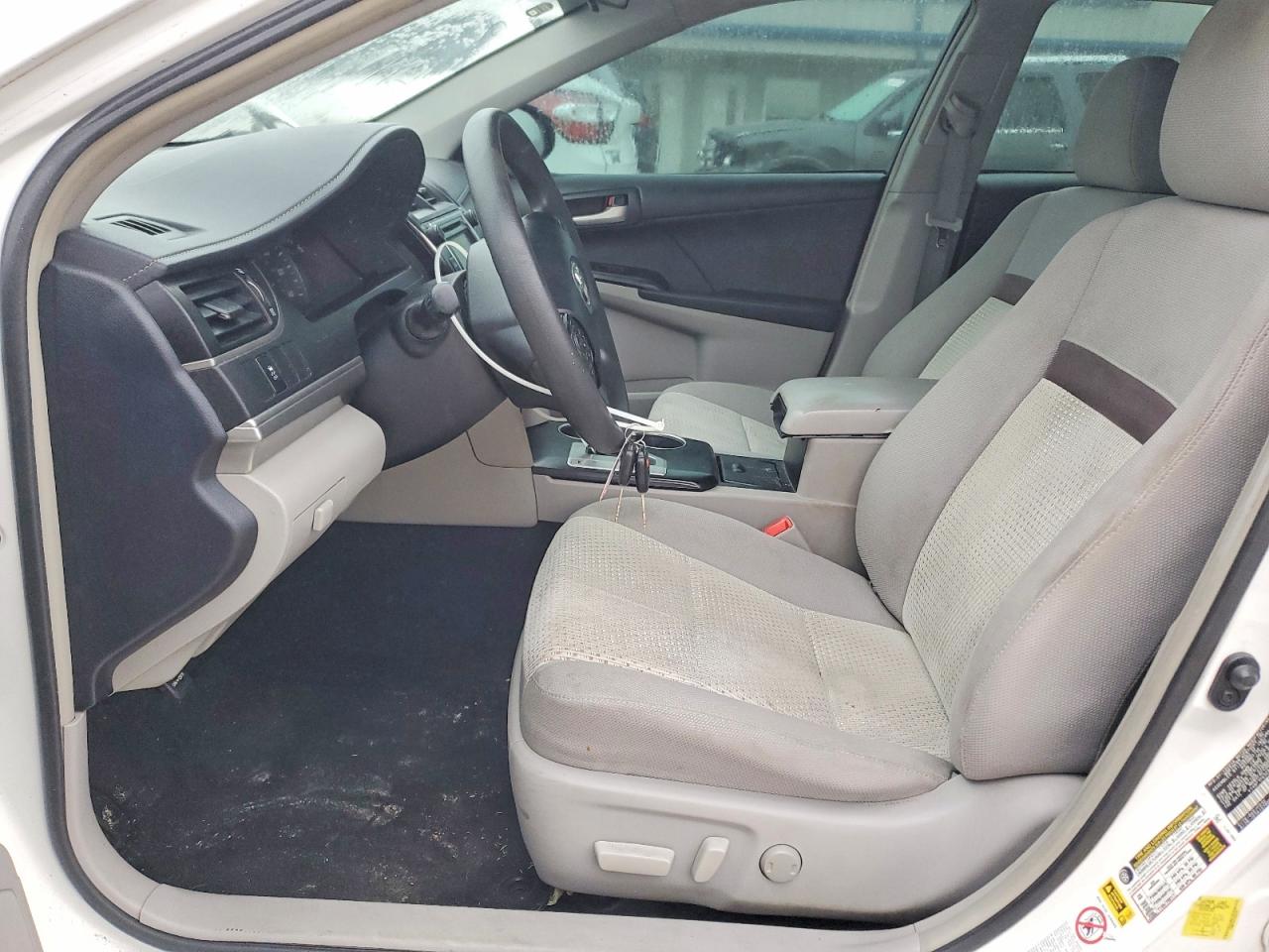 2012 TOYOTA CAMRY BASE photo 13