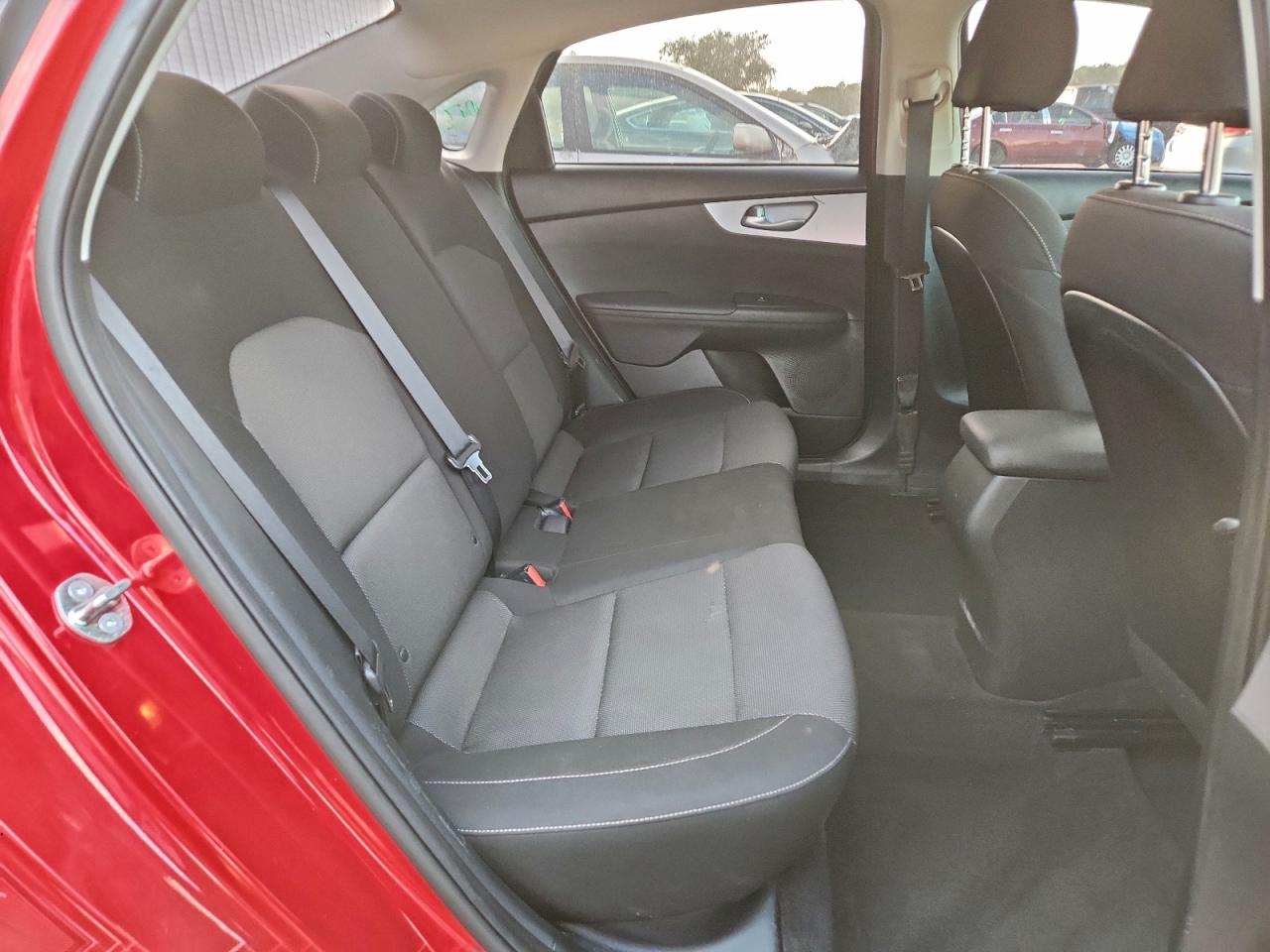 2023 KIA FORTE LX photo 28