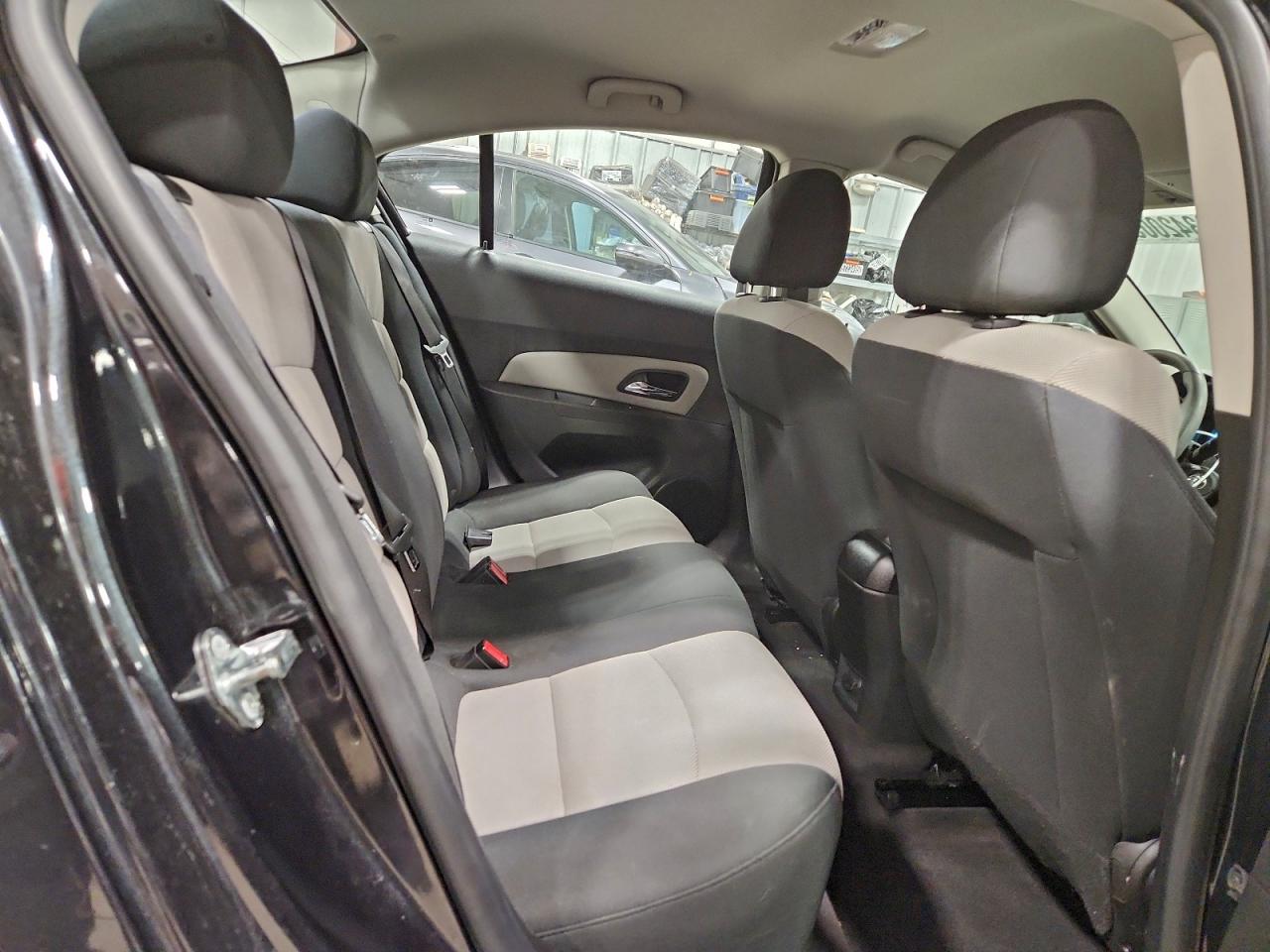 2016 CHEVROLET CRUZE LIMITED LS photo 10