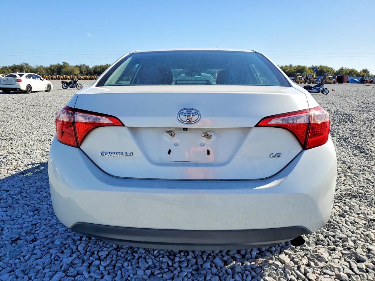 2017 TOYOTA COROLLA L photo 6
