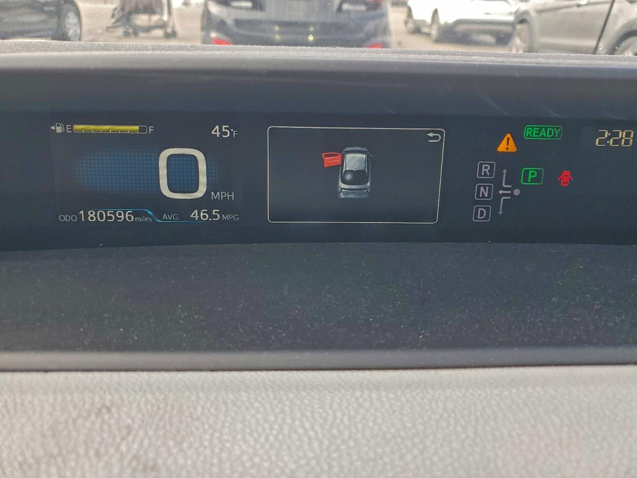 2017 TOYOTA PRIUS photo 9