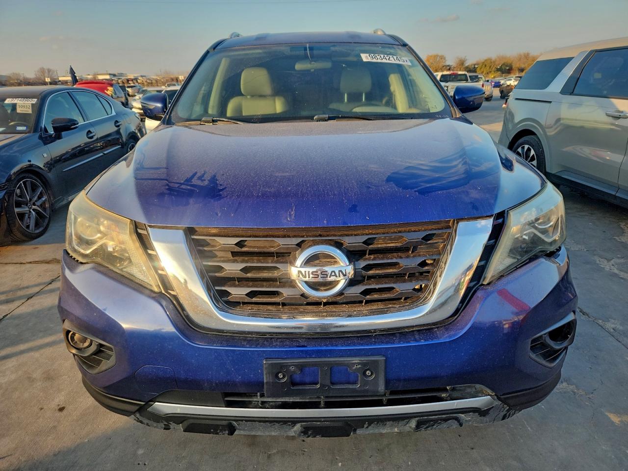 2017 NISSAN PATHFINDER S photo 5