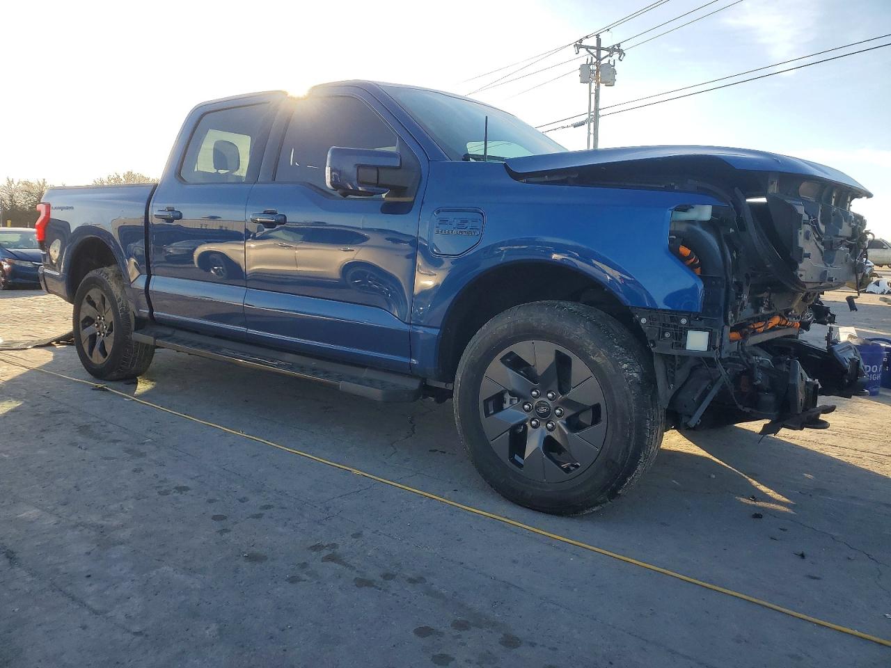 2022 FORD F150 LIGHTNING PRO photo 4