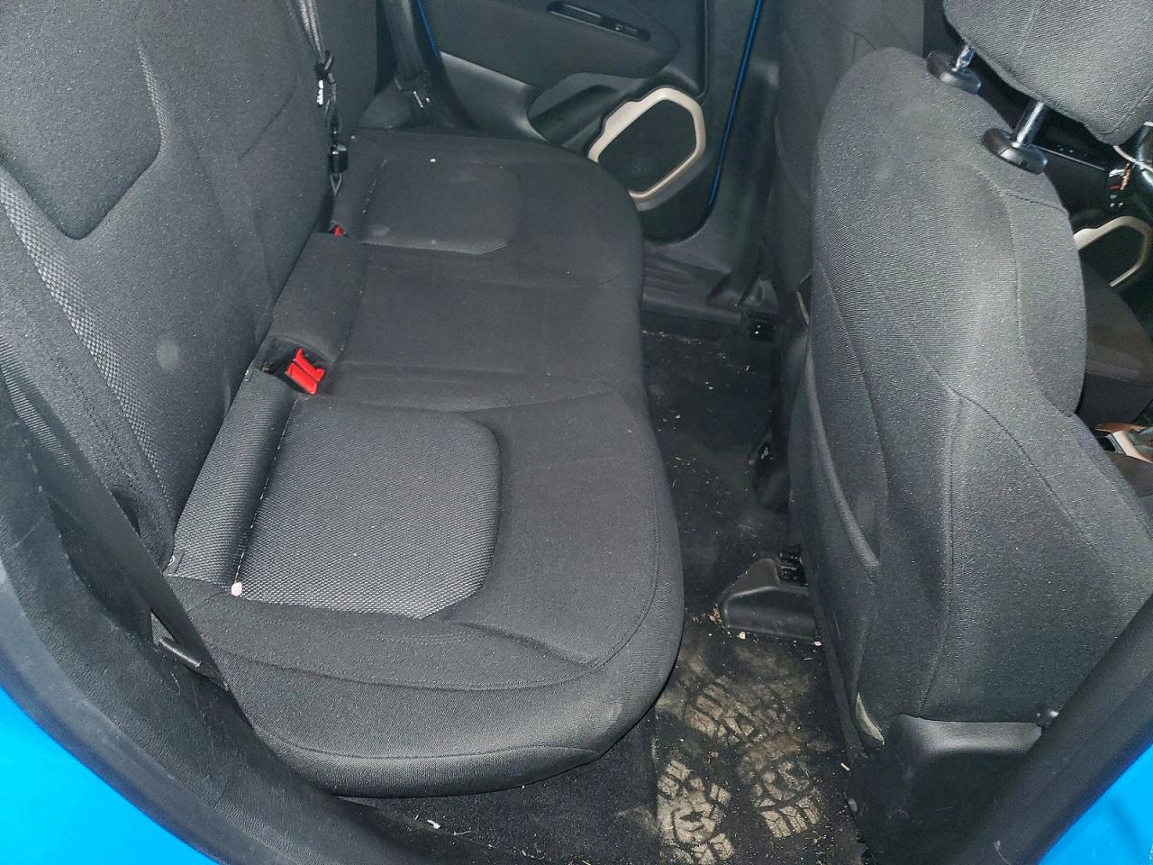 2015 JEEP RENEGADE LATITUDE photo 11