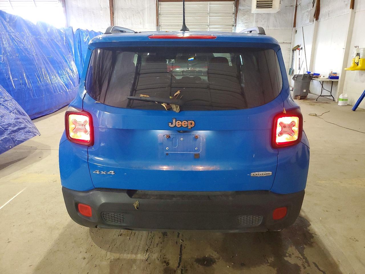 2015 JEEP RENEGADE LATITUDE photo 6