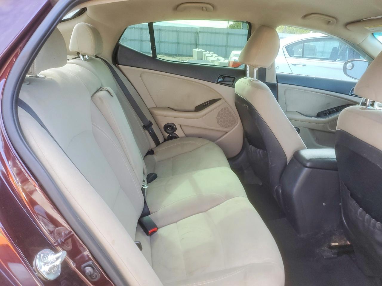 2014 KIA OPTIMA LX photo 10
