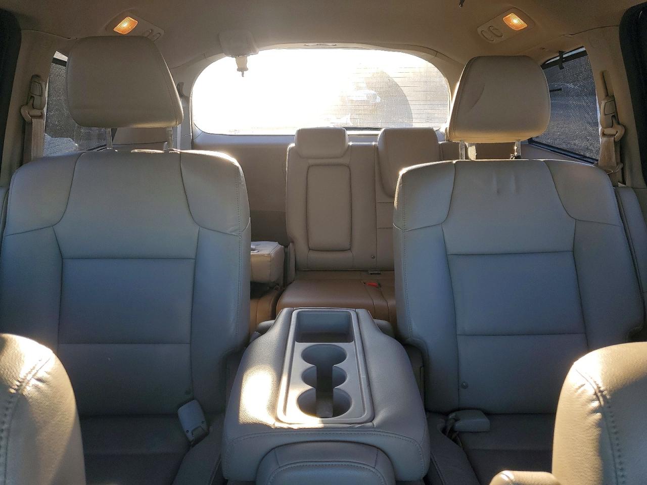 2014 HONDA ODYSSEY TOURING photo 10