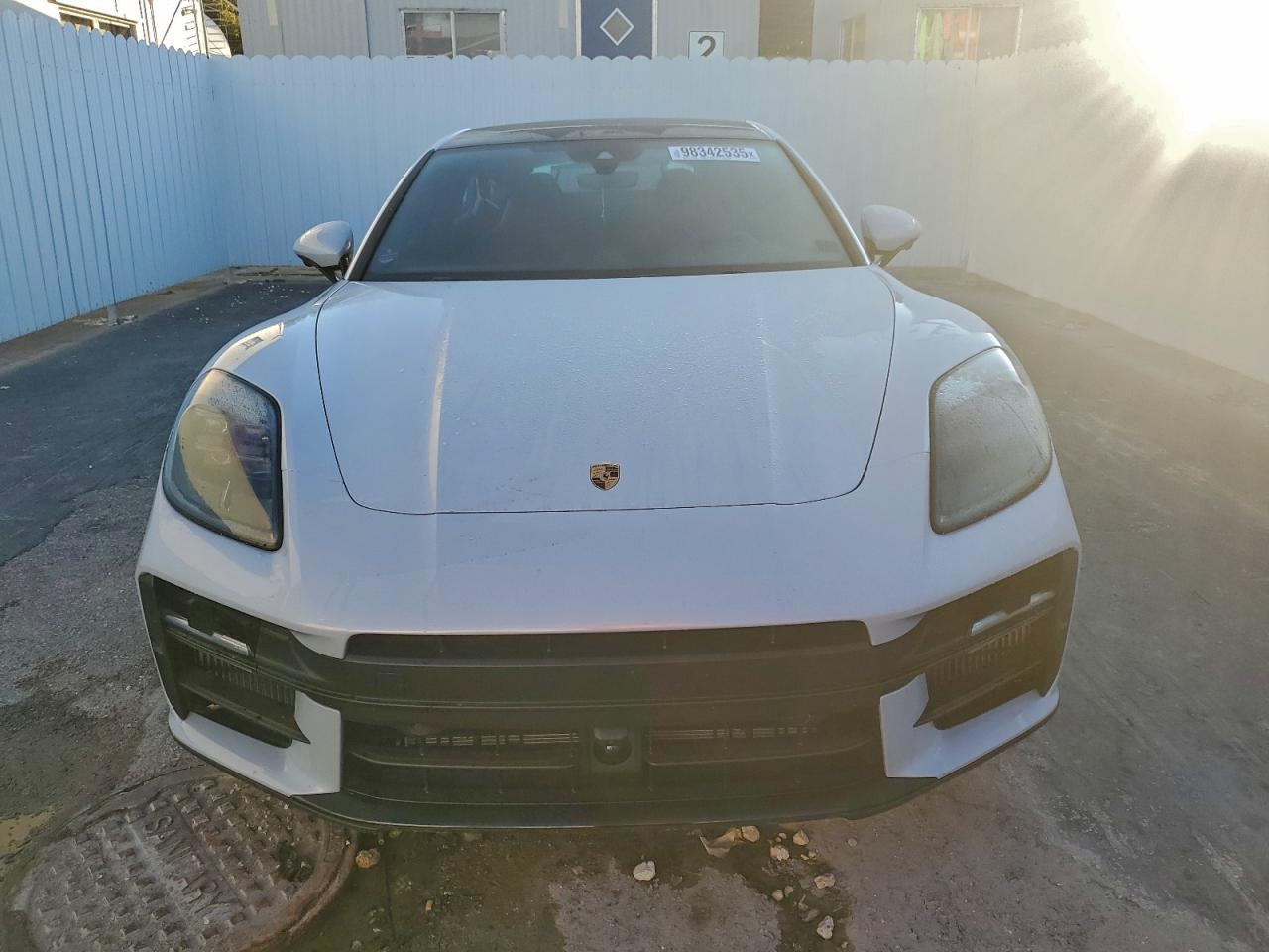 2025 PORSCHE PANAMERA GTS photo 5