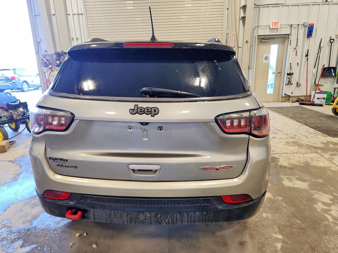 2019 JEEP COMPASS TRAILHAWK photo 6