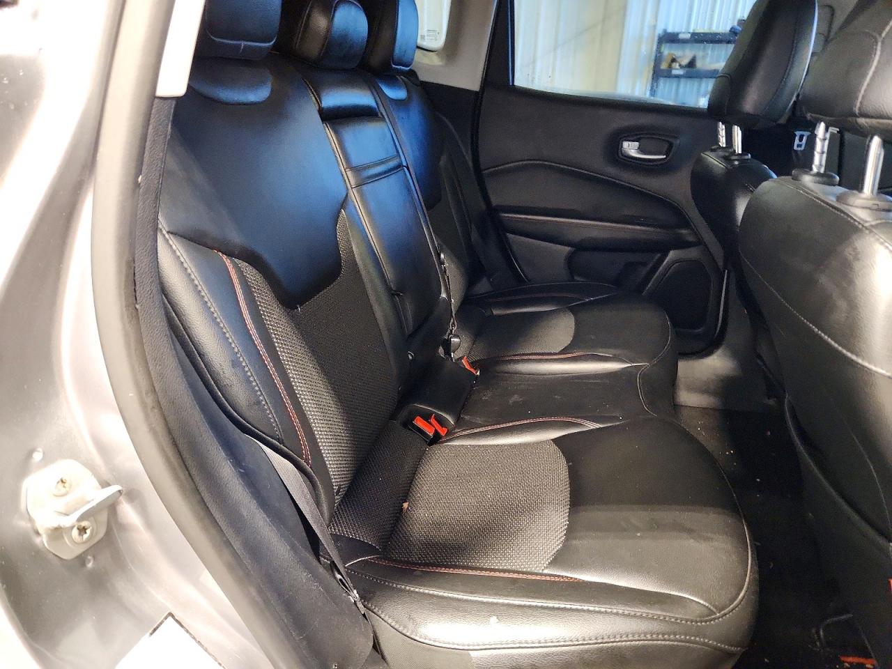 2019 JEEP COMPASS TRAILHAWK photo 11