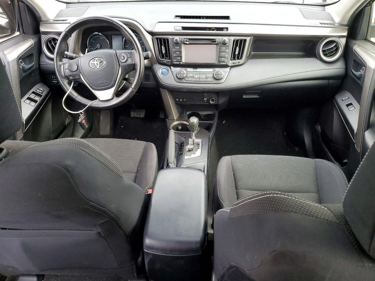 2016 TOYOTA RAV4 HV XLE photo 15